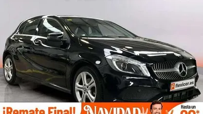 Negro Usado 2015 Mercedes A180 Urban Utilitario | 11.990 € (Buen precio)