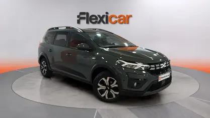 Usado Dacia Jogger Essentiel 101 CV (74 kW) 2023 Verde Monovolumen