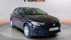 Negro Nuevo 2024 Fiat Tipo Cross Berlina | 14.790 € (Precio justo)