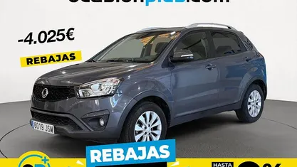 Gris Usado 2016 Ssangyong (KGM) Korando SUV | 8325 € (Super precio)