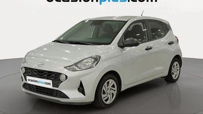Usado Hyundai i10 67 CV (49 kW) 2022 Gris plata Utilitario
