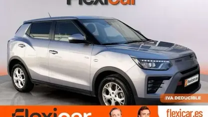 Usado SsangYong Tivoli 150 CV (110 kW) 2025 Gris SUV