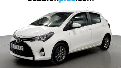 Usado Toyota Yaris Active 99 CV (72 kW) 2016 Blanco Utilitario