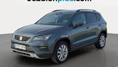 Usado Seat Ateca Style Plus 150 CV (110 kW) 2018 Gris SUV