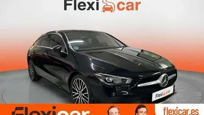 Usado Mercedes CLA200 Shooting Brake 150 CV (110 kW) 2020 Gris Familiar
