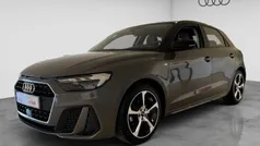 Gris Usado 2024 Audi A1 Utilitario | 24.500 € (Precio justo)