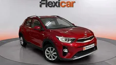 Usado 2020 Kia Stonic SUV | 14.090 € (Precio justo)