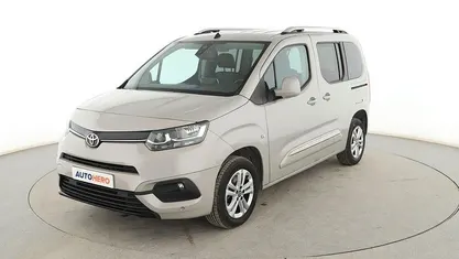 Usado Toyota Proace City Active 131 CV (96 kW) 2021 Gris Monovolumen