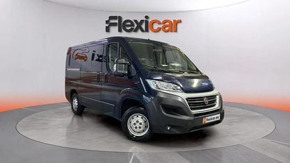 Usado Fiat Ducato 150 CV (110 kW) 2018 Azul Van