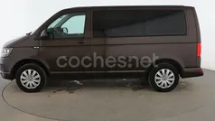 Usado 2017 VW Caravelle Trendline Monovolumen | 26.899 € (Precio justo)
