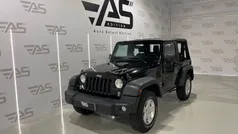 Negro Usado 2014 Jeep Wrangler Unlimited Sport SUV | 29.900 € (Precio justo)
