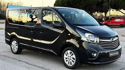 Usado Opel Vivaro S 145 CV (106 kW) 2017 Negro Monovolumen