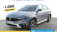 Gris Usado 2022 Fiat Tipo Cross Berlina | 13.490 € (Precio justo)