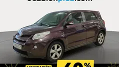 Violeta Usado 2010 Toyota Urban Cruiser Active Berlina | 8150 € (Precio justo)