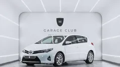 Blanco Usado 2013 Toyota Auris Active Berlina | 9999 €