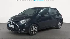 Negro Usado 2016 Toyota Yaris Hybrid Active Utilitario | 12.200 € (Precio justo)