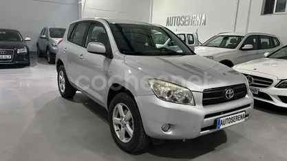 Usado 2007 Toyota RAV4 Luna SUV | 9800 € (Precio justo)