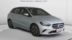 Gris Usado 2021 Mercedes B180 Monovolumen | 23.210 € (Super precio)