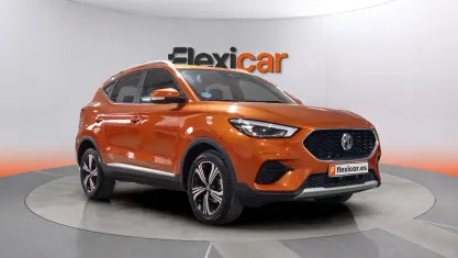 Usado MG ZS Comfort 116 HP (85 kW) 2025 Laranja SUV