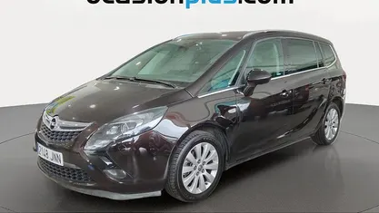 Usado Opel Zafira Tourer Excellence 136 CV (100 kW) 2016 Marrón Monovolumen