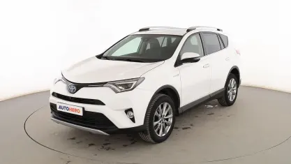 Usado Toyota RAV4 Hybrid Executive 197 CV (144 kW) 2018 Blanco SUV