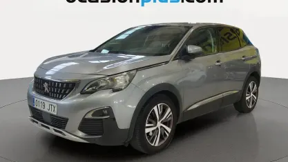 Usado Peugeot 3008 Allure 120 CV (88 kW) 2016 Gris SUV