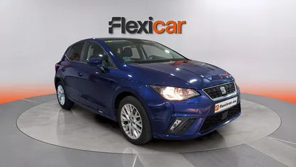 Usado Seat Ibiza Reference 80 CV (58 kW) 2020 Azul Utilitario