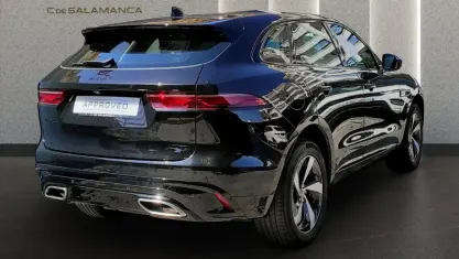 Usado Jaguar F-Pace R-Dynamic 300 CV (220 kW) 2025 Negro SUV