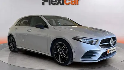 Usado Mercedes A200 151 CV (111 kW) 2021 Gris Berlina