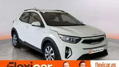 Usado 2022 Kia Stonic SUV | 13.990 € (Precio justo)