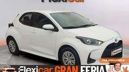 Usado Toyota Yaris Hybrid Active 116 CV (85 kW) 2021 Utilitario