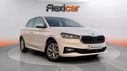 Usado Skoda Fabia Selection 95 CV (69 kW) 2024 Berlina