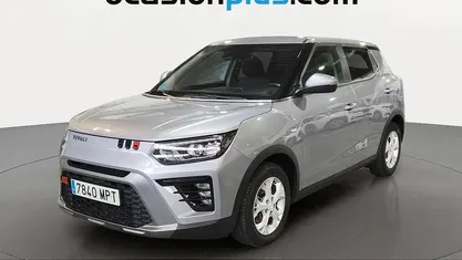 Begagnad Ssangyong (KGM) Tivoli 135 HK (99 kW) 2024 Vit SUV