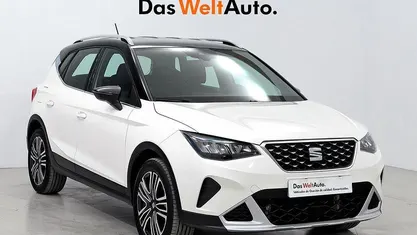 Blanco Usado 2022 Seat Arona Xperience SUV | 18.490 € (Precio justo)