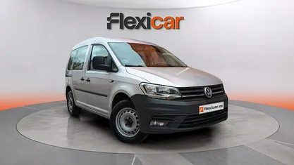 Usado VW Caddy Beach 102 CV (75 kW) 2019 Gris Monovolumen