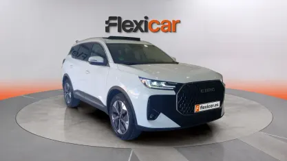 Usado Ebro s700 Luxury 147 CV (108 kW) 2025 Blanco SUV