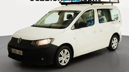 Usado VW Caddy 122 CV (89 kW) 2021 Blanco Monovolumen