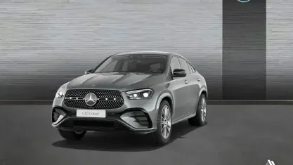 Usado Mercedes GLE300 AMG line 269 CV (197 kW) 2023 Gris Coupe