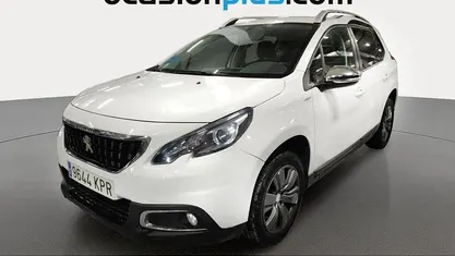 Usado Peugeot 2008 Style 100 CV (73 kW) 2018 Blanco SUV