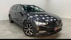 Gris / plata Usado 2020 VW Passat Executive Familiar | 18.490 € (Precio justo)
