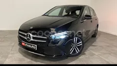 Negro Usado 2022 Mercedes B180 Monovolumen | 20.990 € (Super precio)