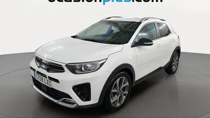 Usado Kia Stonic GT-Line 120 CV (88 kW) 2022 Blanco SUV