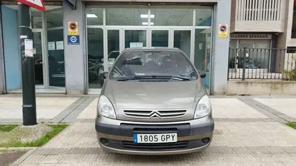 Usado Citroën Xsara Picasso 92 CV (67 kW) 2009 Monovolumen