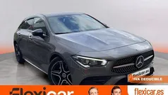 Gris Usado 2020 Mercedes CLA200 Shooting Brake Familiar | 33.990 € (Precio justo)