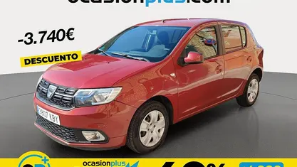 Usado Dacia Sandero Lauréate 90 CV (66 kW) 2017 Rojo Utilitario