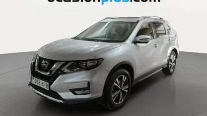 Usado Nissan X-Trail N-Connecta 163 CV (119 kW) 2017 Gris plata SUV