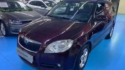 Usado 2010 Skoda Fabia Style Familiar | 3300 €