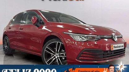 Usado VW Golf VIII Life 110 CV (80 kW) 2023 Rojo Berlina