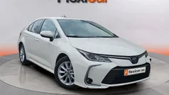 Blanco Usado 2023 Toyota Corolla Business Edition Berlina | 18.590 € (Buen precio)