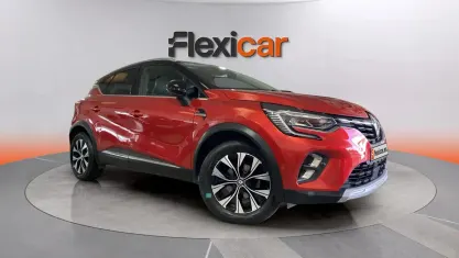 Usado Renault Captur Techno 91 CV (66 kW) 2024 Rojo SUV